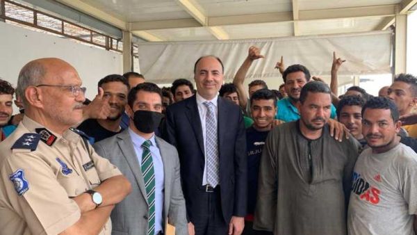 الافراج عن 90 مصريا كانوا محتجزين في ليبيا