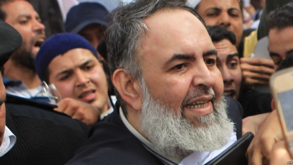 القيادي الإسلامي حازم صلاح أبو إسماعيل