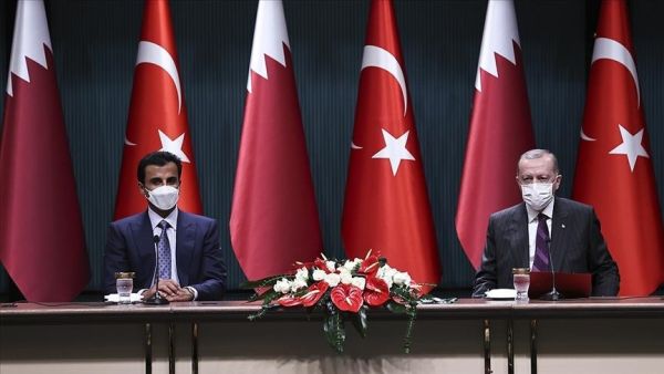 تركيا وقطر توقعان 10 اتفاقيات شراكة وتعاون خلال زيارة تميم لأنقرة