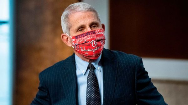 فاوتشي يحذر من "طفرة كبيرة" في إصابات كورونا بأميركا