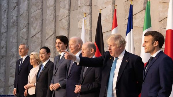 النووي الايراني على مائدة عشاء بايدن وماكرون وشولتس وجونسون