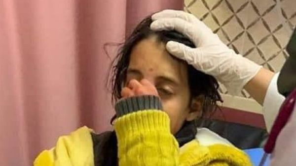 الطفلة حلا قط