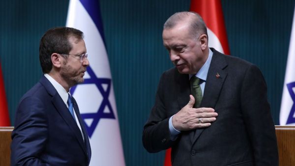 اردوغان يعزي اسرائيل بضحايا "الهجمات الارهابية الفلسطينية"