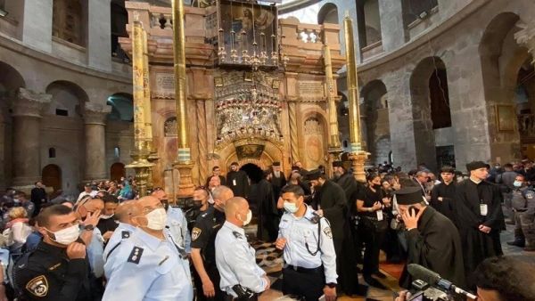 الأردن يدين الاعتداء الاسرائيلي على مسيحيين بمحيط كنيسة القيامة