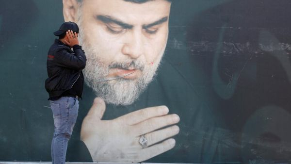 مقتدى الصدر يضرب عن الطعام