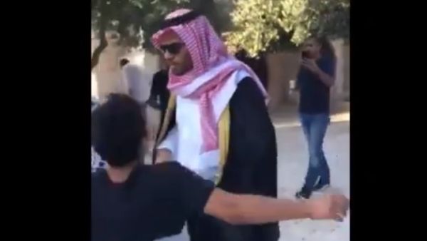 صورة مأخوذة من الفيديو