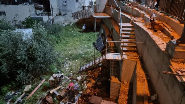 مستوطنون يستولون على 3 بنايات وقطعة أرض وسط سلوان بالقدس المحتلة