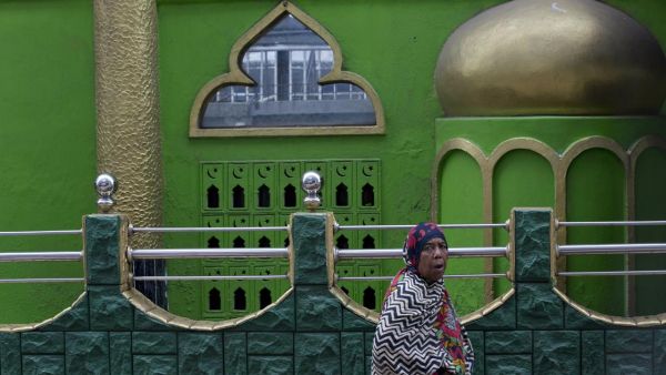 صلوات جمعة في سريلانكا تحت حراسة مشددة