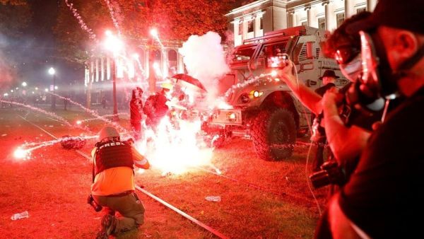 اشتباكات مسلحة في ثالث يوم من الاضطرابات بولاية ويسكونسن 