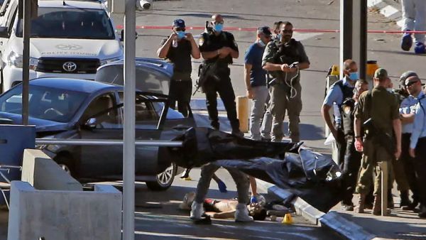القوات الاسرائيلية تقتل فلسطينيا بزعم محاولته تنفيذ عملية دهس