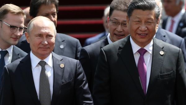 الصين: إياكم وحشر قوة نووية مثل روسيا في الزاوية