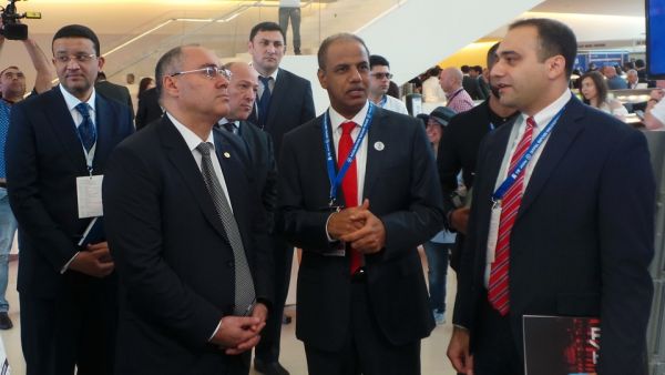 خلال الحدث
