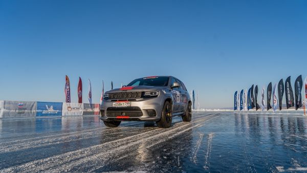 Jeep Grand Cherokee Trackhawk Baikal Jeep Grand Cherokee Trackhawk Baikal