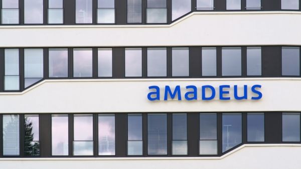 This powerful combination of Amadeus technology will bring great benefits to Azerbaijan’s airport and airline infrastructure. This powerful combination of Amadeus technology will bring great benefits to Azerbaijan’s airport and airline infrastructure.