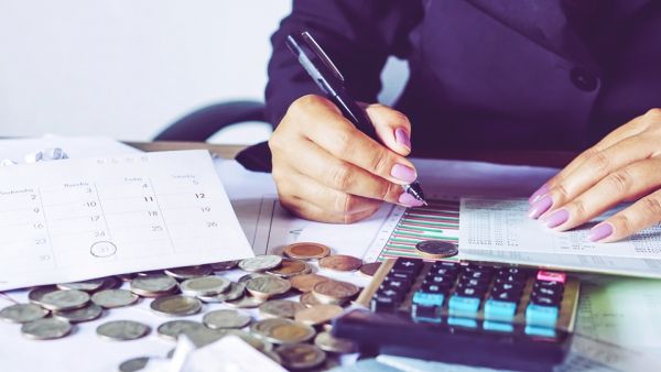 For a person who has lost his job, it is important to first create a laundry list of all financial commitments and prioritise what needs to be paid first. 