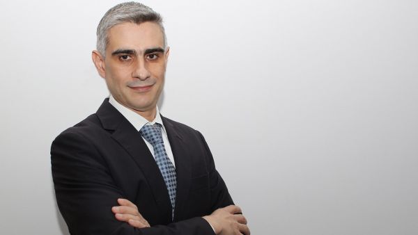الدكتور أحمد بدر، الرئيس التنفيذي لمجموعة المعارف