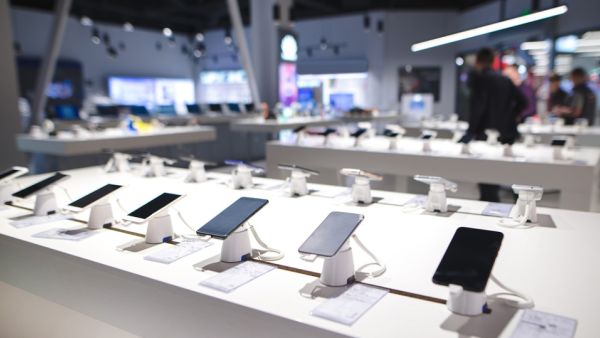 مجموع مستخدمي الهاتف المتحرك في العالم بلغ 5.1 مليار يشكلون 67% من إجمالي عدد السكان