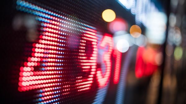 The figures rekindled fears for worldwide growth.