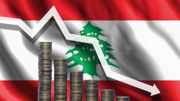 Fitch predicted a deficit of 9.2% of GDP in 2019 and a nominal GDP growth of 3.3%, compared with the government assumption of 5.7%.