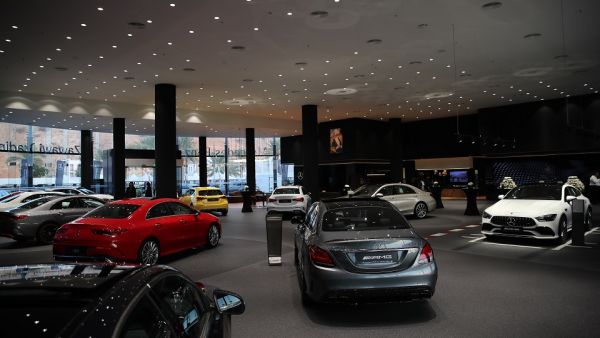 Mercedes-Benz Oman - New Showroom
