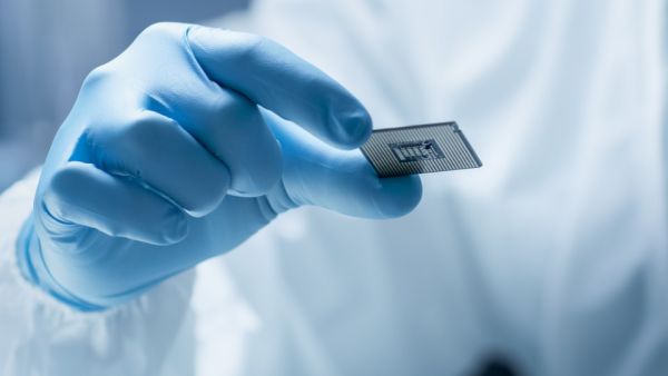 Tavan network has established 50 nanotechnology educational laboratories in Iran