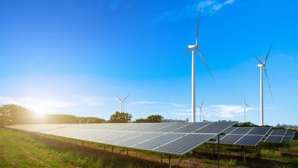 Report: MENA Energy Sector Requires $260 Billion Investments By 2022