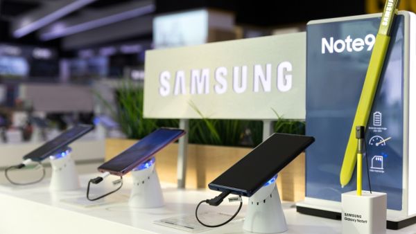 Huawei’s troubles may be a double-edged sword for Samsung