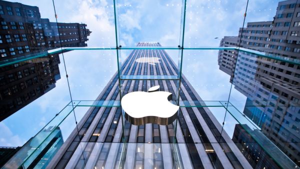 Apple to Start Producing Cars by 2024