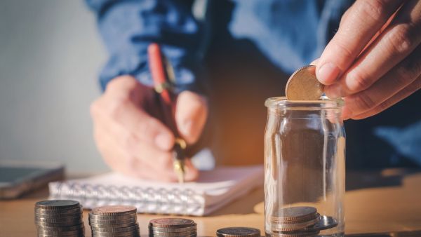 3 Tips to Help You Spend Less on Shopping