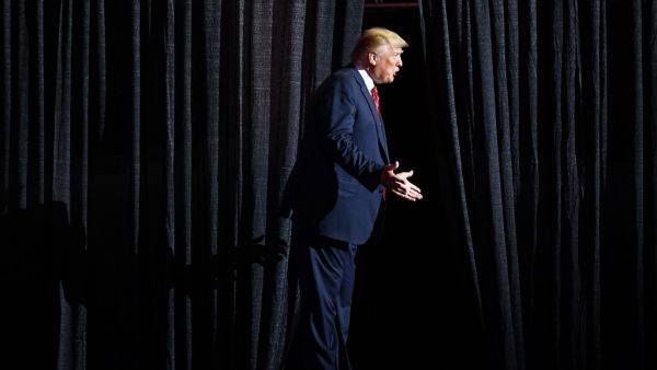 US President Donald Trump arrives to speak during the Republican Party of Iowa Annual Dinner at The Ron Pearson Center in West Des Moines, Iowa on June 11, 2019.  MANDEL NGAN / AFP