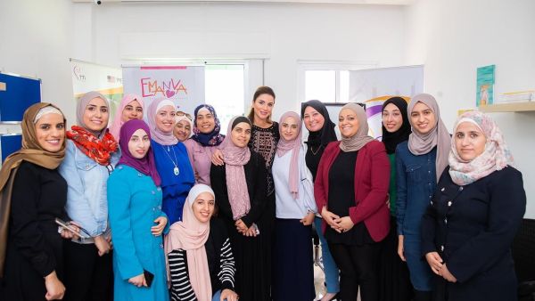 Queen Rania meets with Women Entrepreneurs in Al Karak (Twitter)