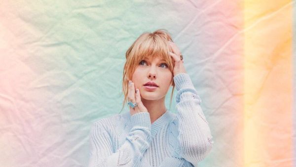 Taylor Swift (Twitter)