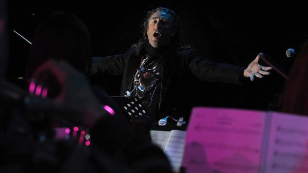 SenfoRock to perform with record level audience  (Twitter)