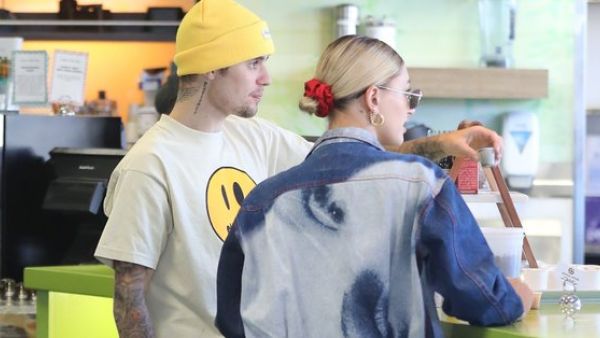 Justin Bieber and wife Hailey (Twitter)