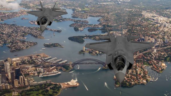 F-35 stealth fighter jets (Shutterstock)	