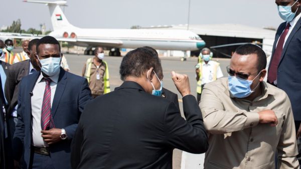 وتأتي زيارة رئيس الوزراء الإثيوبي في إطار تعزيز العلاقات الثنائية بين البلدين.