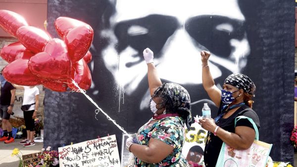 لا شك أن كثيرا من النواب الجمهوريين يقرون بفوز بادين