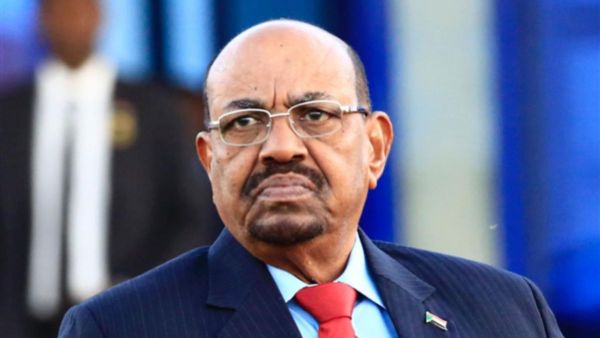 في 11 أبريل الجاري عزل الجيش السوداني البشير على وقع احتجاجات شعبية متواصلة