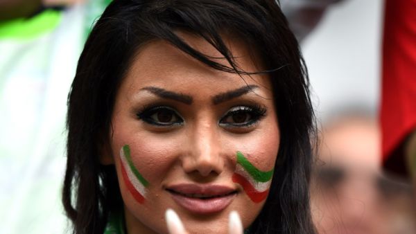منظمة الطب الشرعي الإيرانية أن أكثر من 7% من حالات الانتحار في إيران، هي من فئة المراهقين