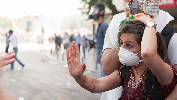 التهم شملت تقويض وحدة الدولة وسلامتها الإقليمية