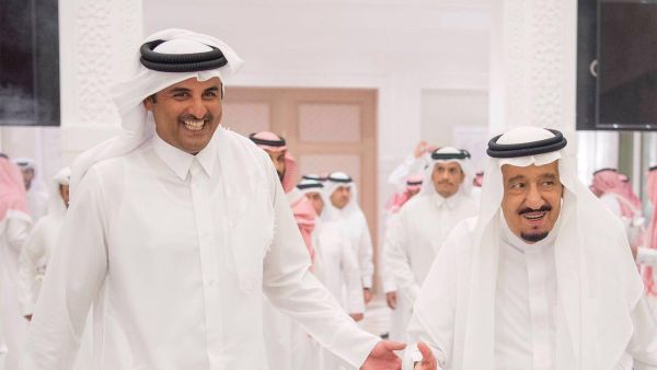 تميم يساند استقرار السعودية