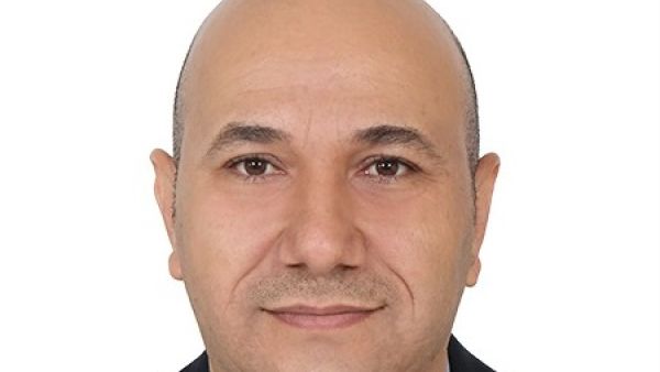 جمال الدويري  كاتب وصحفي اردني ومدير تحرير صحيفة الخليج الاماراتية
