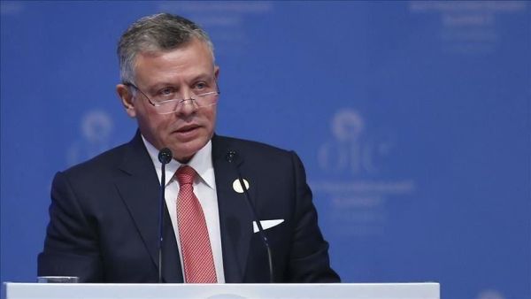ذكر العاهل الأردني أن "السمة التي ميزت العقد الماضي، هي أن الشعوب تمكنت من إسماع صوتها