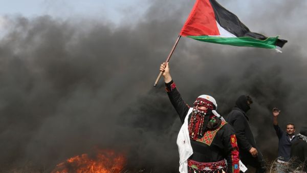  مواصلة مسيراتها السلمية على حدود القطاع مع إسرائيل، تحت شعار "الجولان عربية.. سورية"