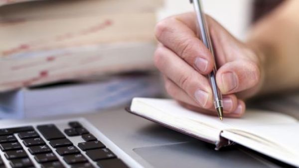 أمام امتحان فلسطين وتحولت دكاكينهم السياسية إلى أثر كرامة