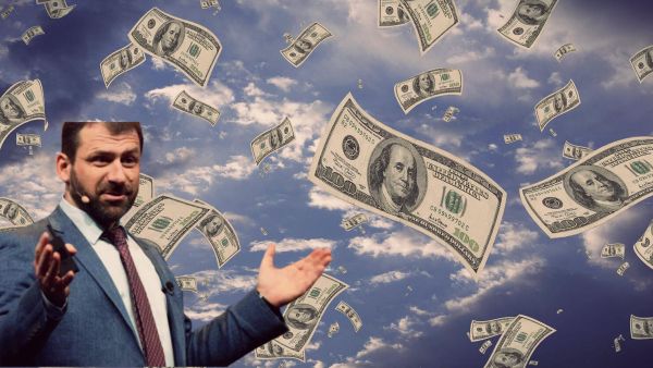 الأعمال الملياردير الروسي "إيجور ريباكوف" الأعمال الملياردير الروسي "إيجور ريباكوف"