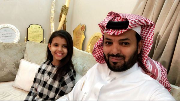 مشعل القحطاني وابنته دانة