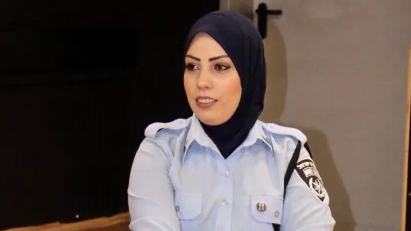 الكشف عن أول ضابطة محجبة بشرطة الاحتلال الإسرائيلي