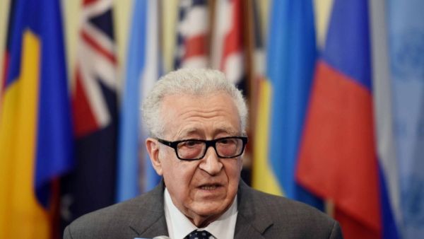 المبعوث الأممي السابق الأخضر الإبراهيمي