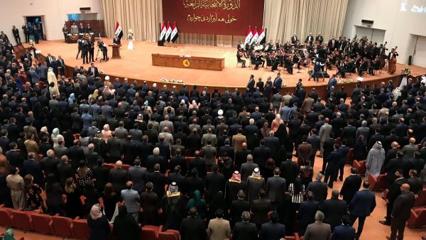 العراق: كتلة نيابية تهدد بالتصعيد العسكري إذا لم تخرج القوات الأمريكية بلادهم